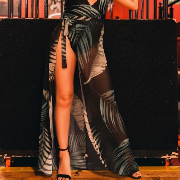 Skirt Cover - Picture 5 of 5